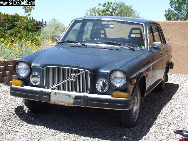 Volvo 140-160 -- 1975 164E