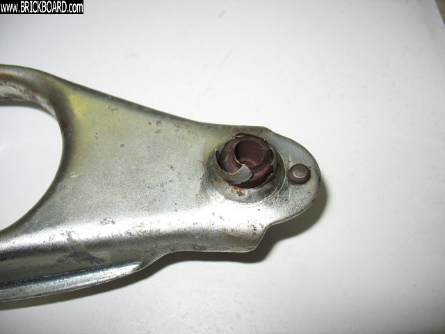 Volvo 200 -- Defective clutch fork