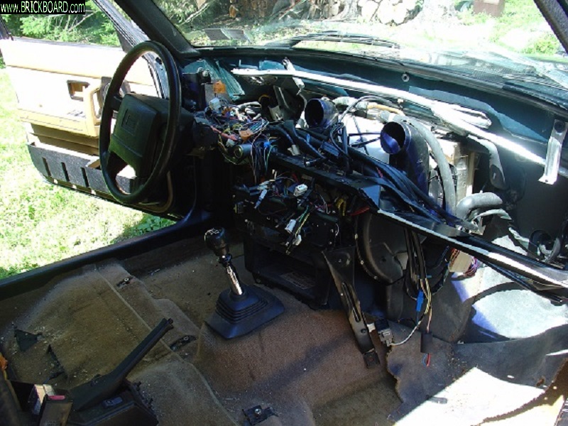 Volvo 200 -- 1993 Green 240