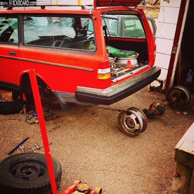 Volvo 200 -- LSD Swap