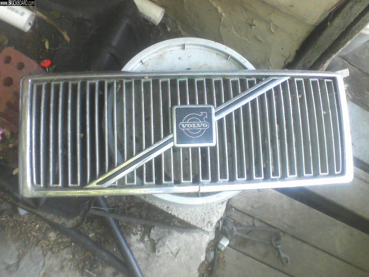 Volvo 700 -- volvo 760 grill available